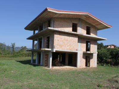 LIMATOLA (BN) - 8 VILLA GREZZA CON TERRENO